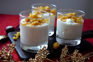 Apfel-Quark-Dessert im Glas