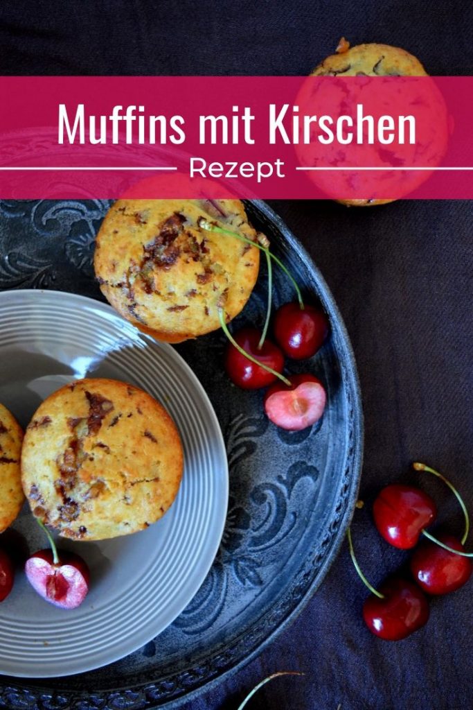 Muffins mit Kirschen