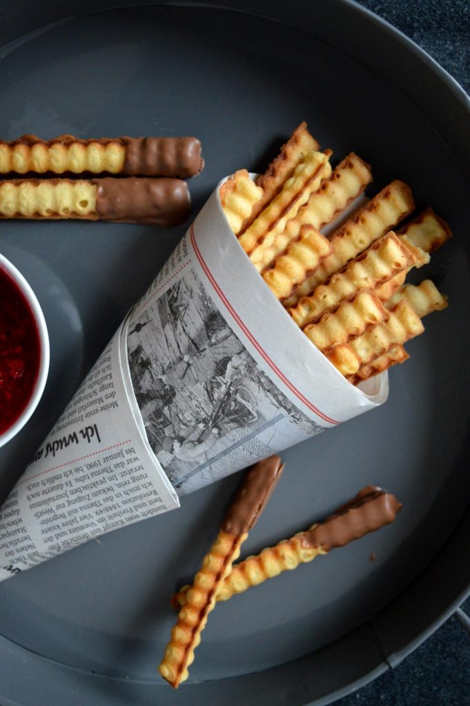 Waffelpommes mit Himbeersoße Severin